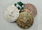 스포츠 회의, 휴일, 포상을 위한 긴 리본을 가진 메달이 은과 금 도금에 의하여 3D