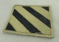 미국 공군은 접어젖힌 옷깃 헝겊 조각, 군을 위한 철 접착제 헝겊 조각을 입습니다